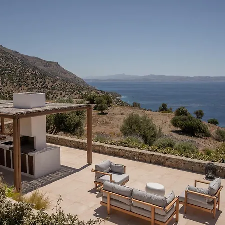 Artoikia Luxury Villas, By Hellocrete Saktouria