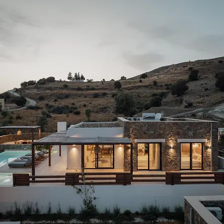 Artoikia Luxury Villas, By Hellocrete *