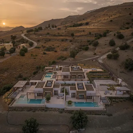Artoikia Luxury Villas, By Hellocrete וילה *